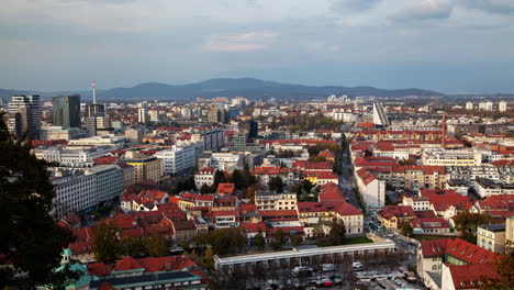Skyline-Von-Ljubljana-Herbstnachmittag